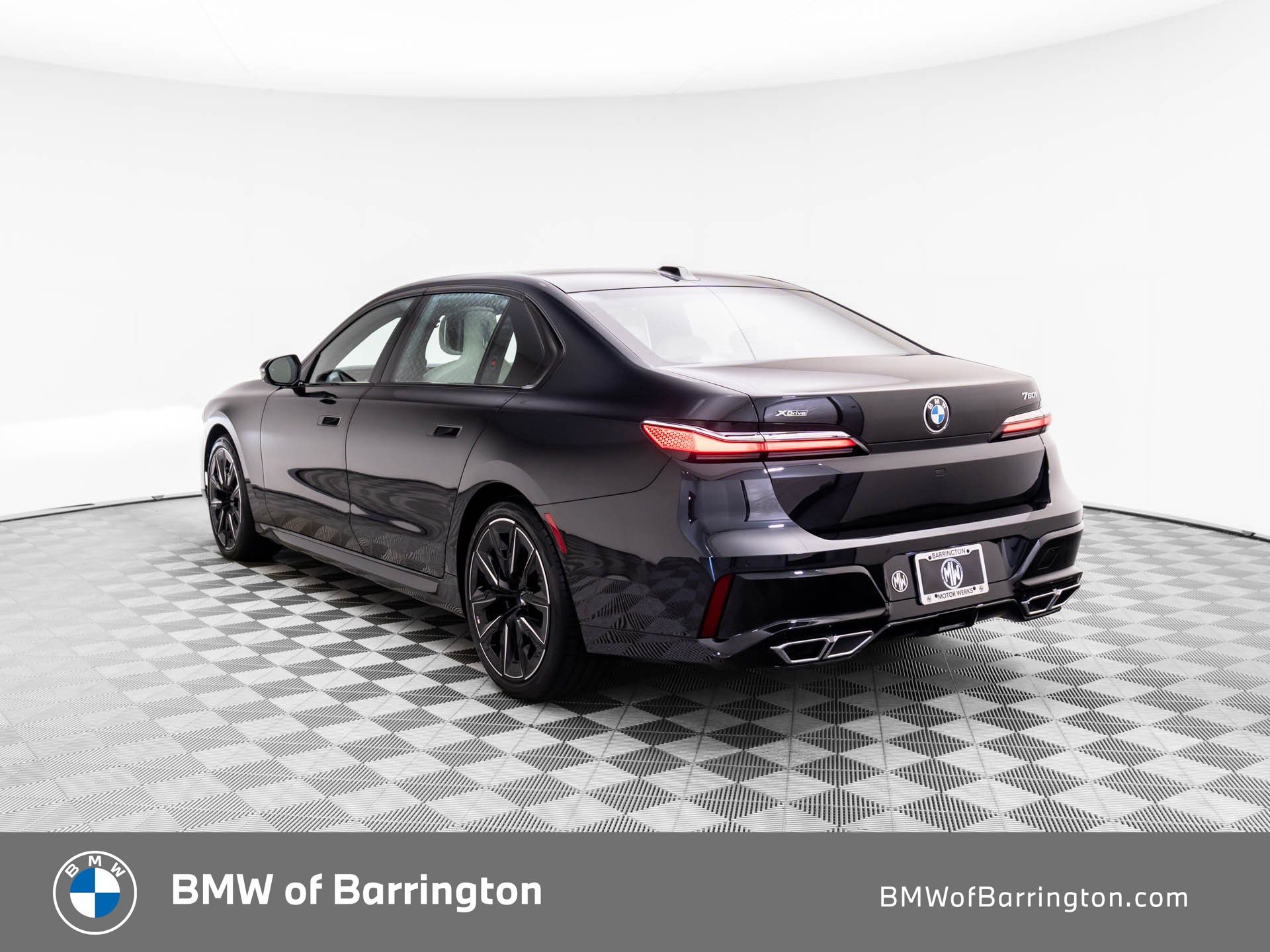 New 2024 Black Sapphire Metallic BMW 760i xDrive image 3