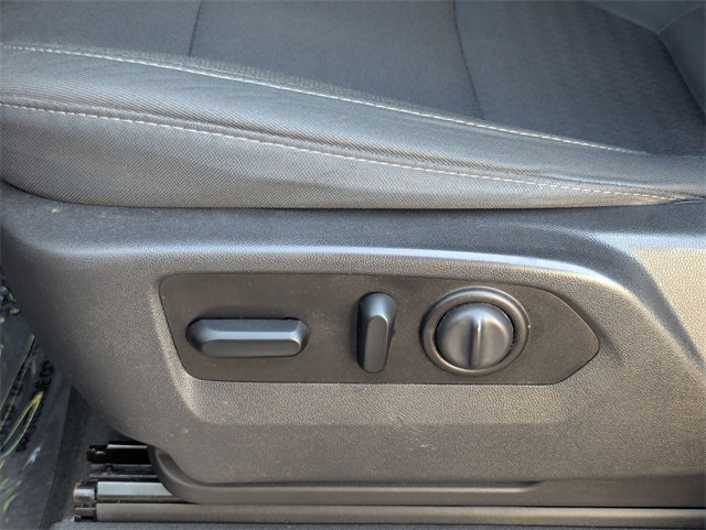 2019 Chevrolet Silverado 1500 LT photo 13