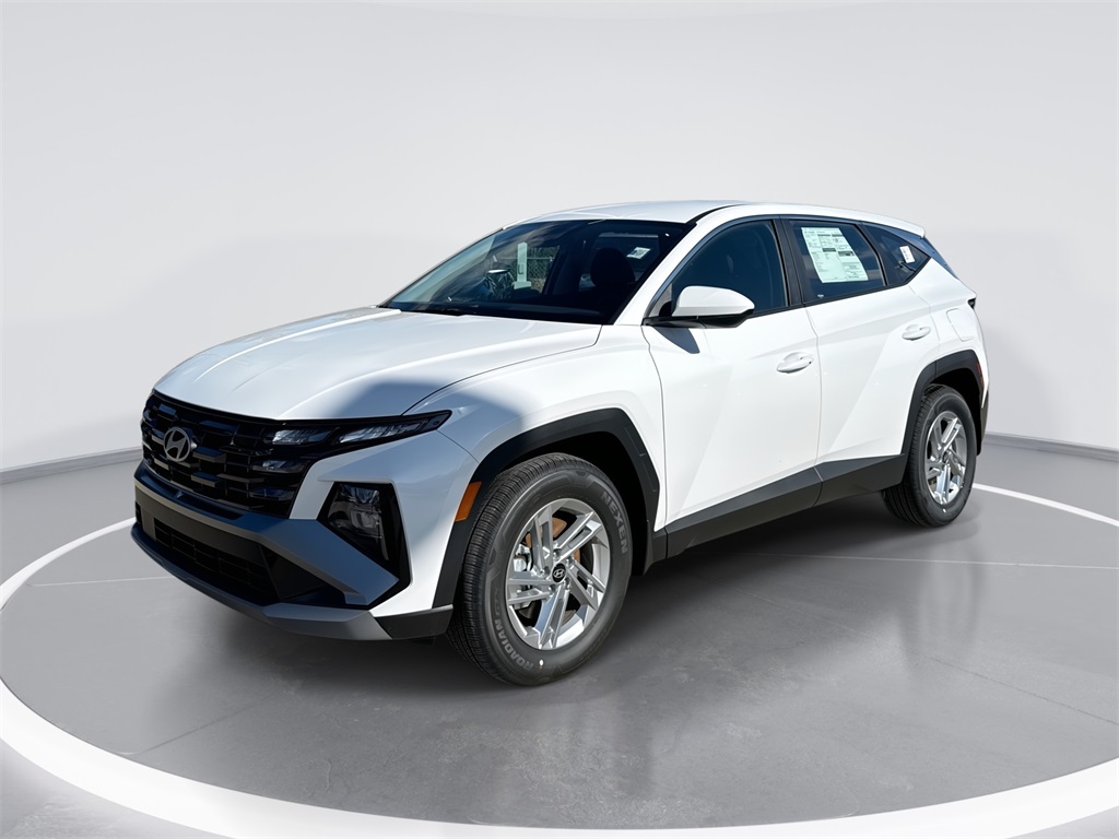 2026 Hyundai Tucson SE's photo