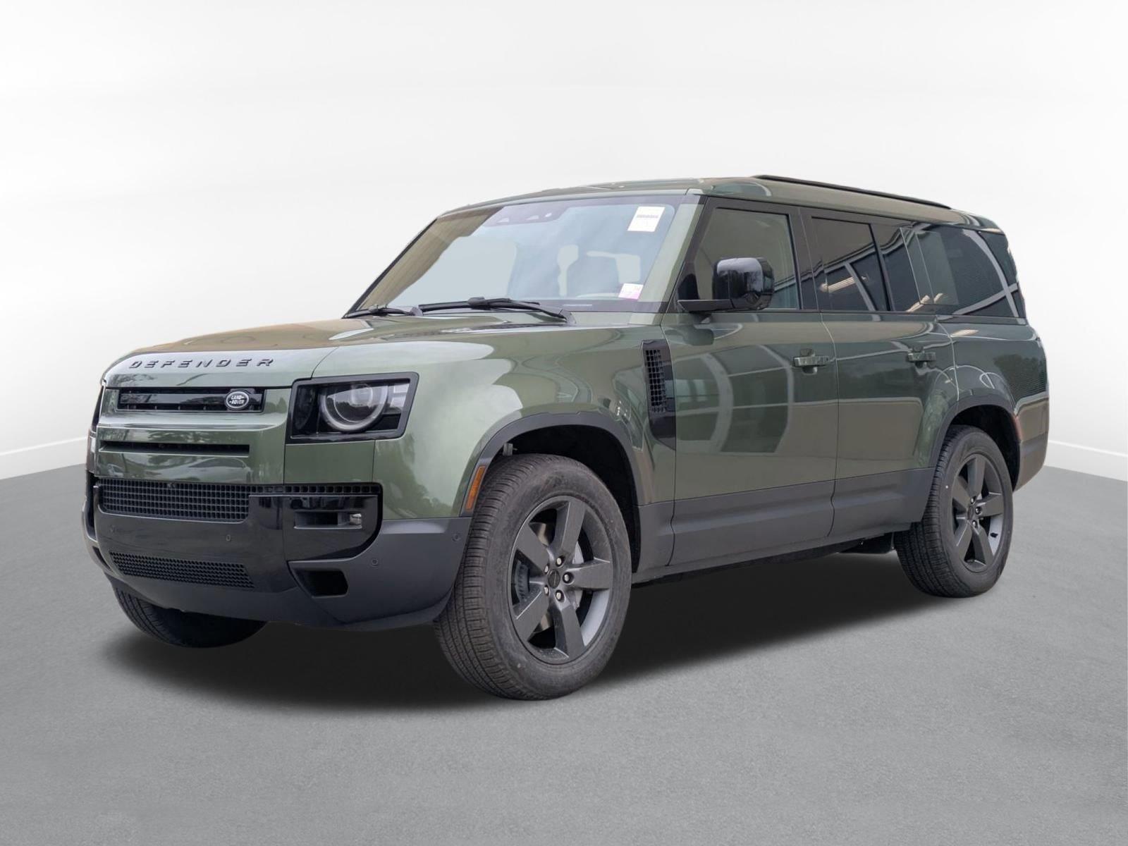 2026 Land Rover Defender S's photo