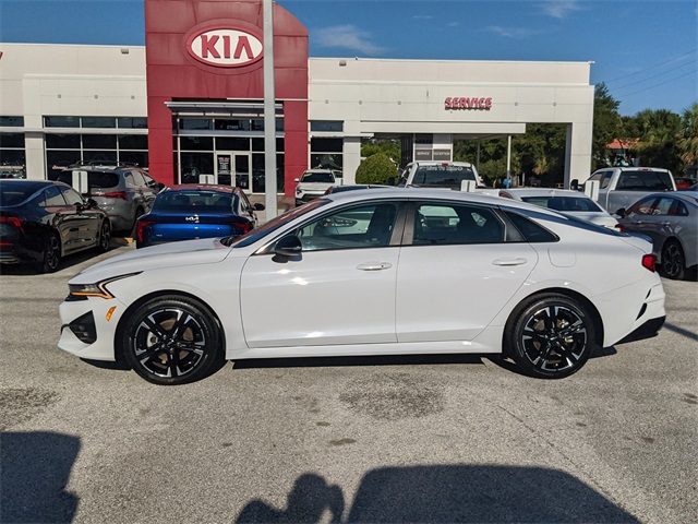 2024 Kia K5 GT-Line photo 2