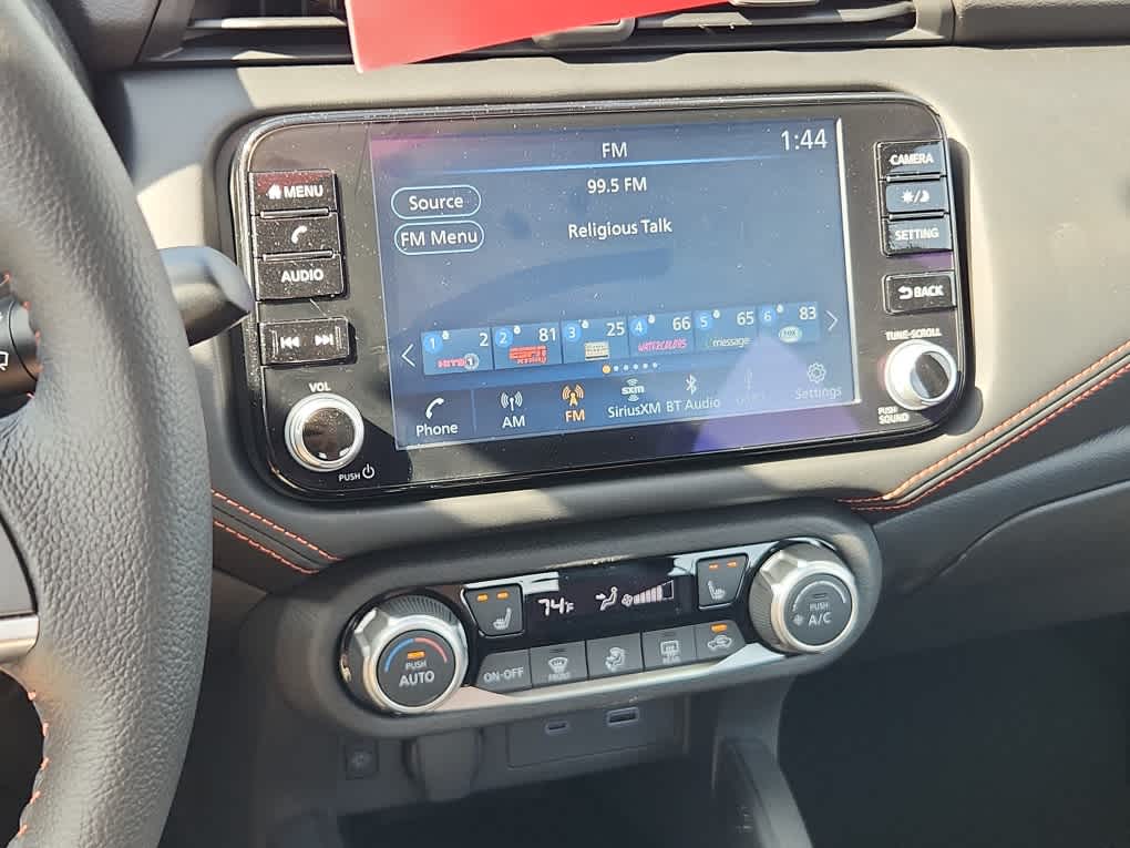 2025 Nissan Versa SR photo 13