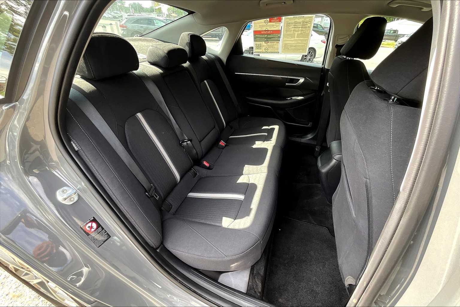 2022 Hyundai Sonata SEL photo 19