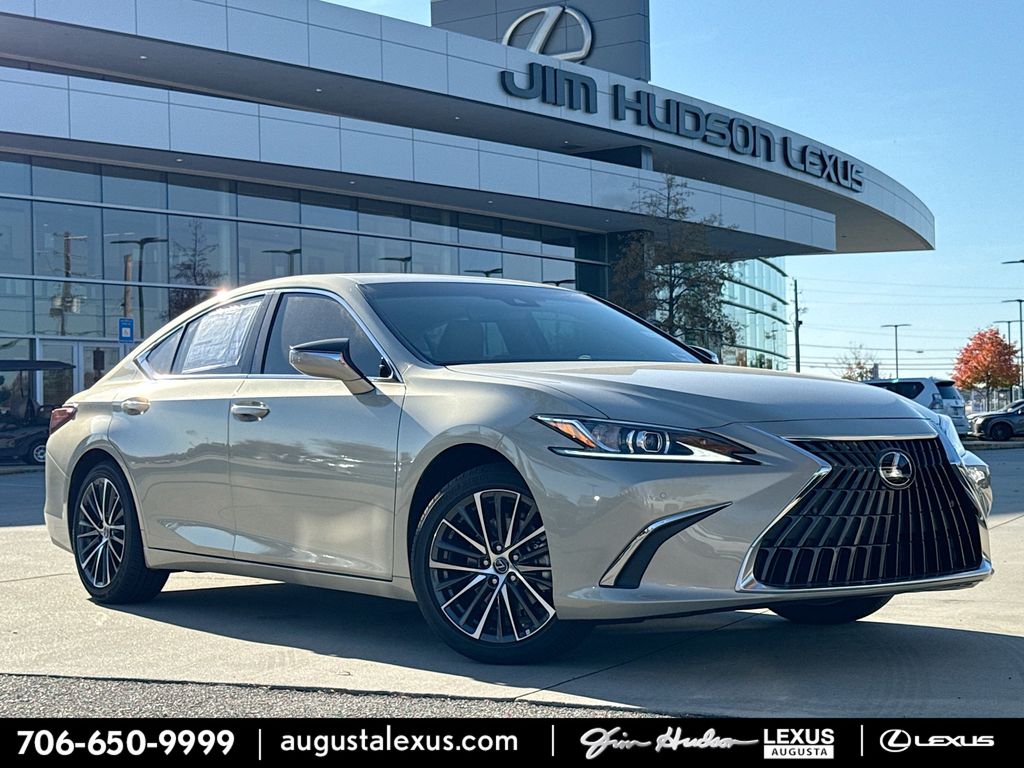2025 Lexus ES 350's photo