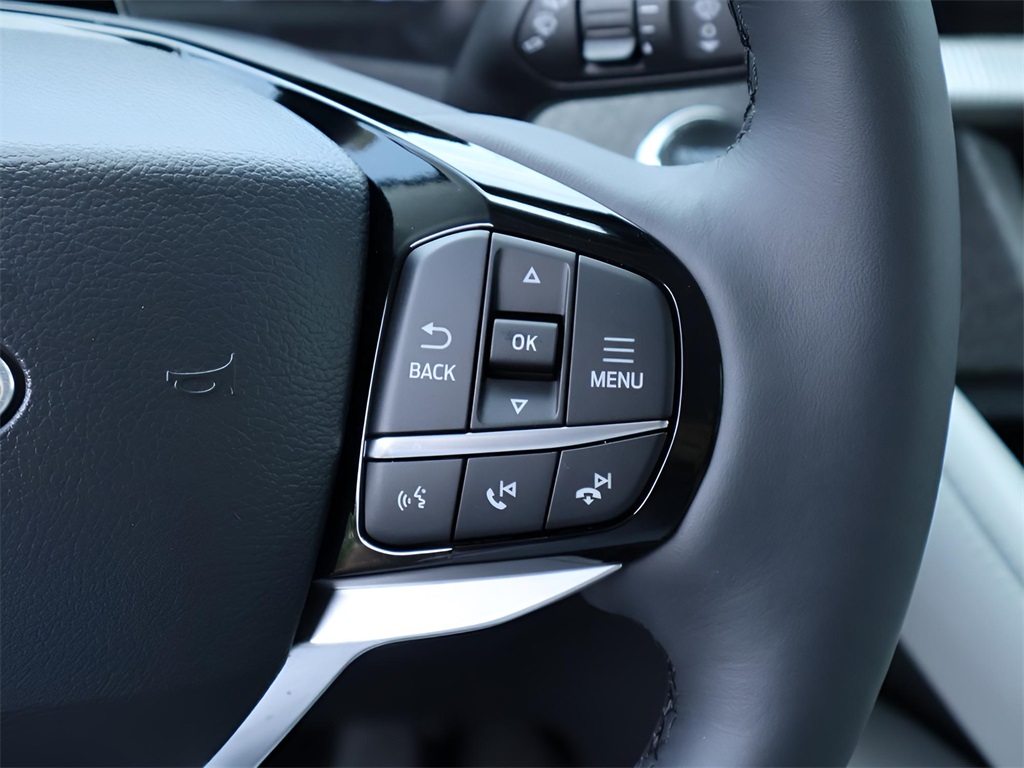 2025 Ford Explorer Platinum photo 30