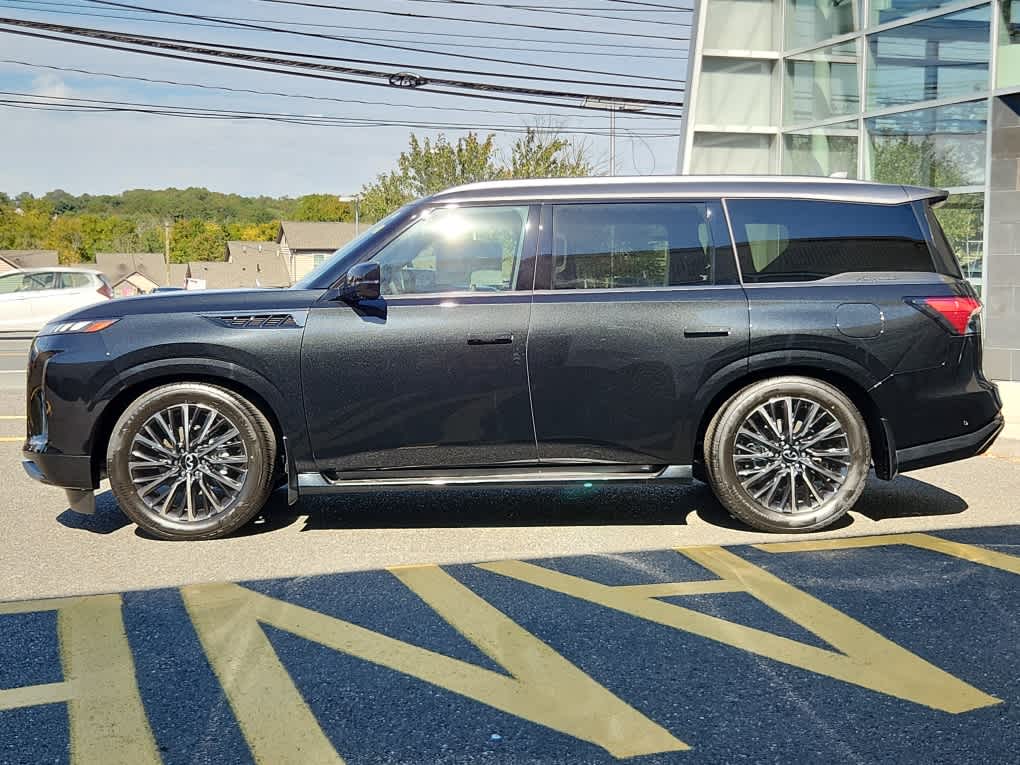 2025 Infiniti QX80 photo 5