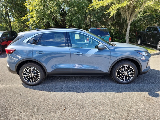 2025 Ford Escape Plug-In Hybrid Base photo 2
