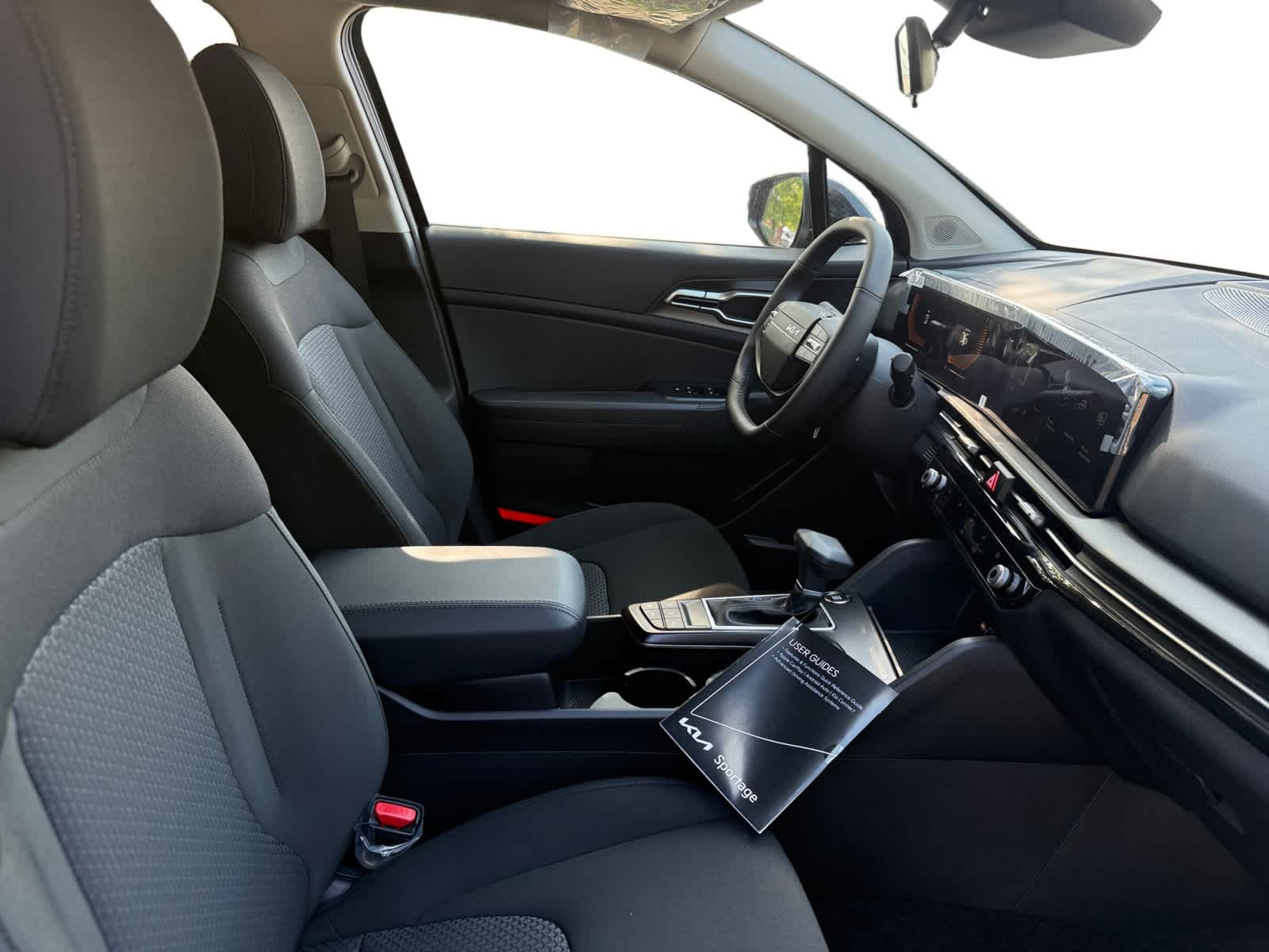 2026 Kia Sportage LX photo 15