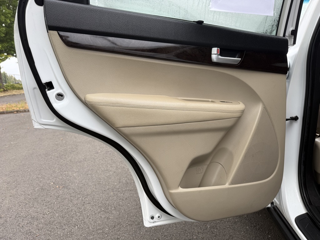 2014 Kia Sorento LX photo 14