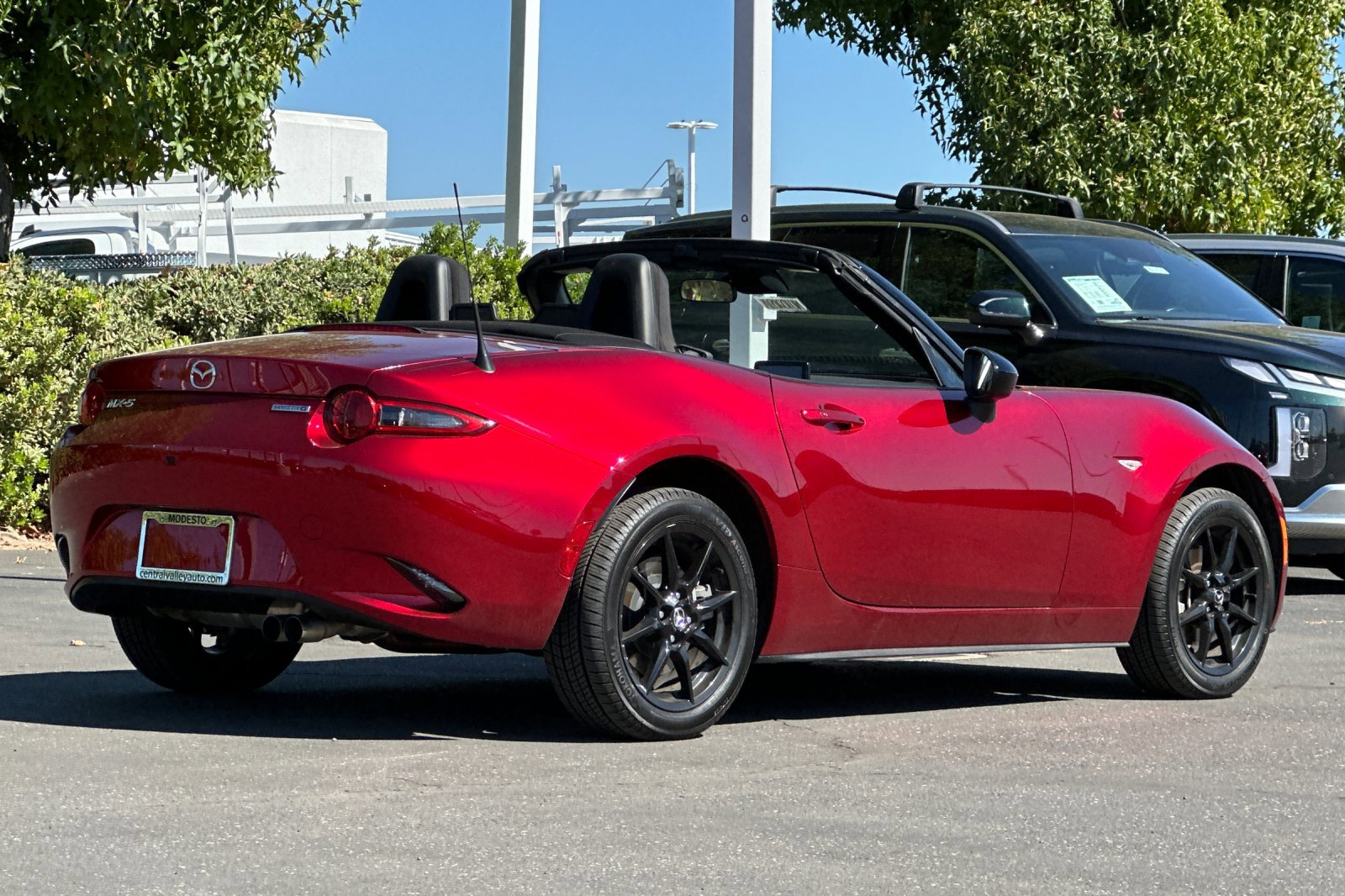 2021 Mazda MX-5 Miata Miata Sport photo 4