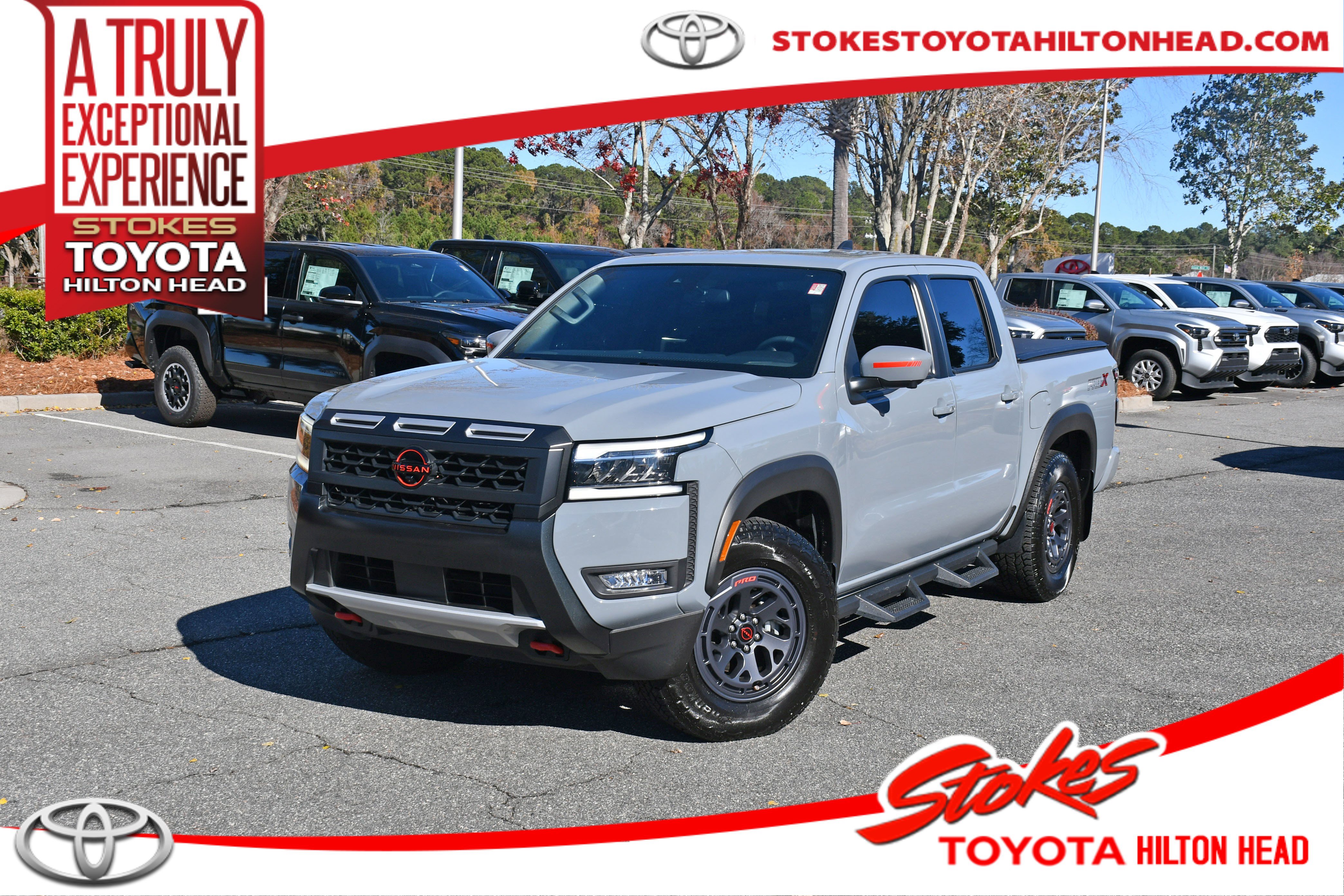 2025 Nissan Frontier PRO-X's photo