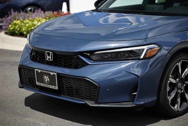 2026 Honda Civic Hybrid Sport photo 2