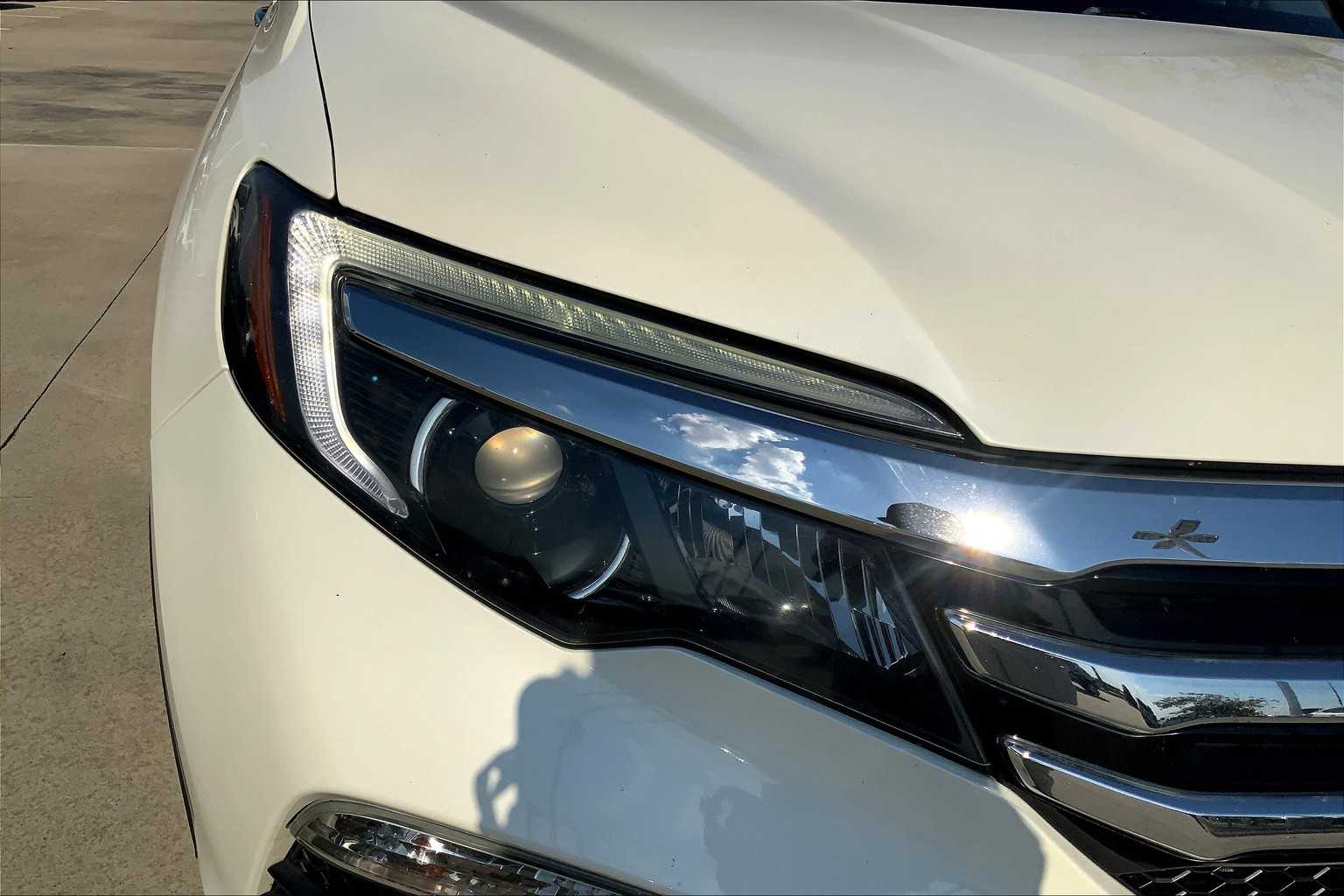 2018 Honda Pilot Touring photo 27