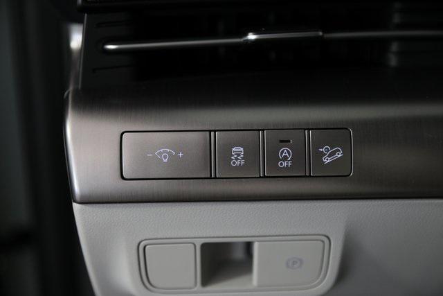 2026 Hyundai Kona SE photo 10