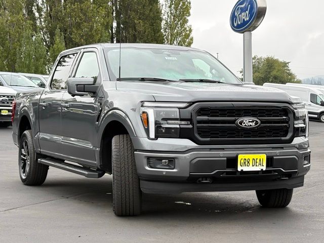 2025 Ford F-150 Lariat photo 3