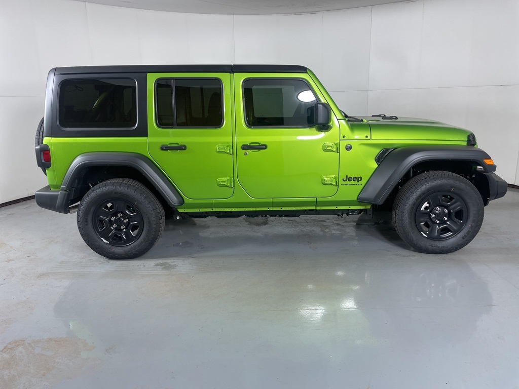 2025 Jeep Wrangler Sport photo 9