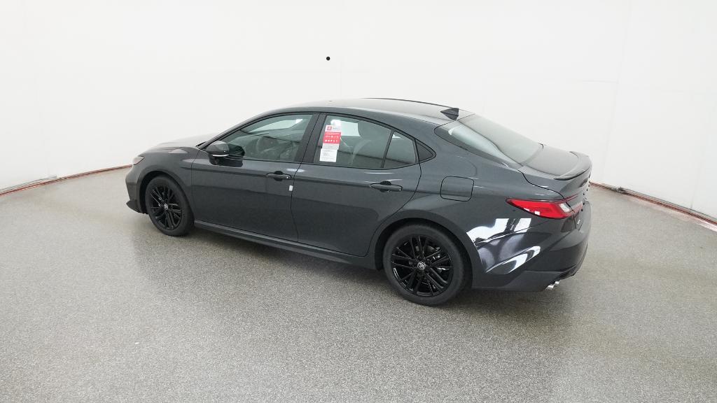 2025 Toyota Camry SE photo 10
