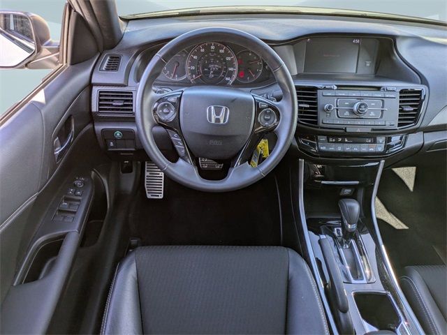 2017 Honda Accord Sport photo 17