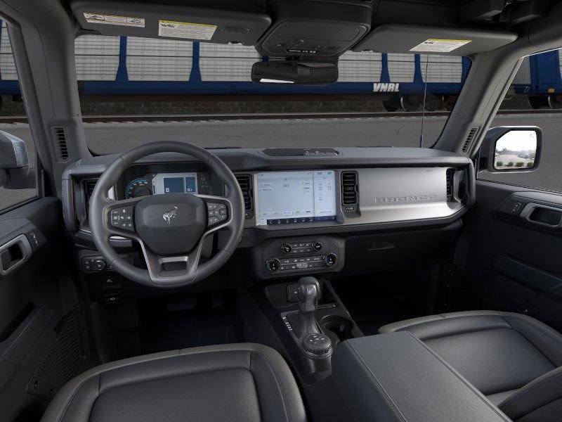 2025 Ford Bronco Outer Banks photo 9