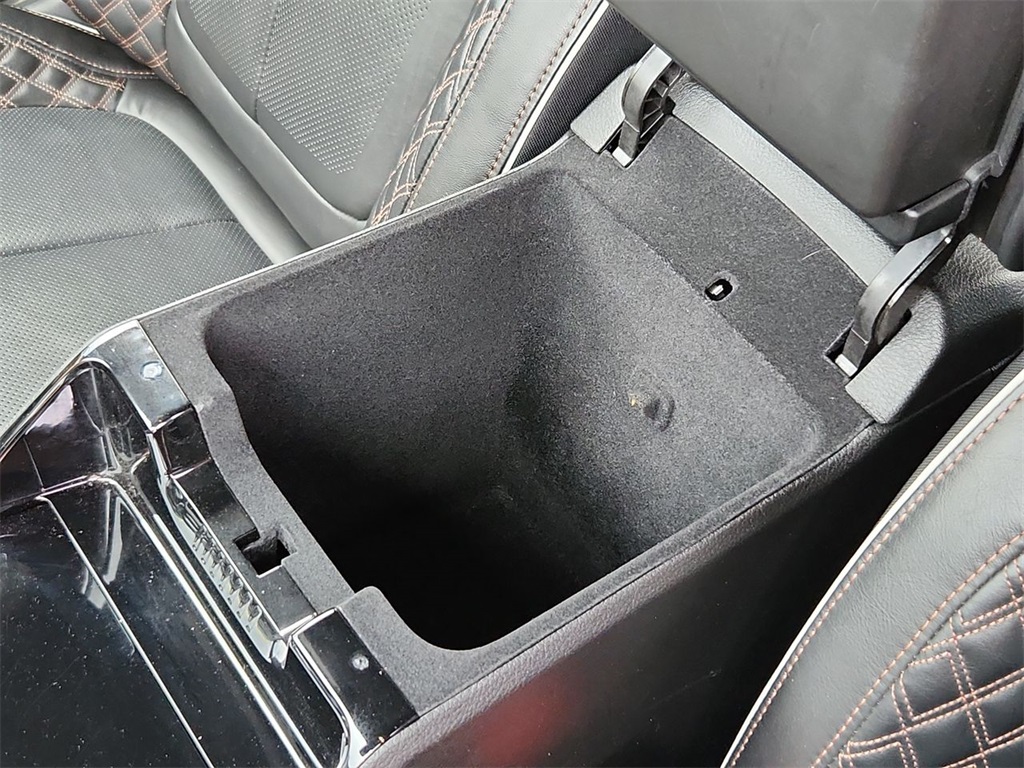 2021 Jeep Grand Cherokee L Summit Reserve photo 17