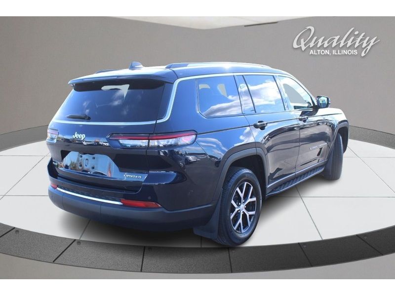 2024 Jeep Grand Cherokee Limited photo 2