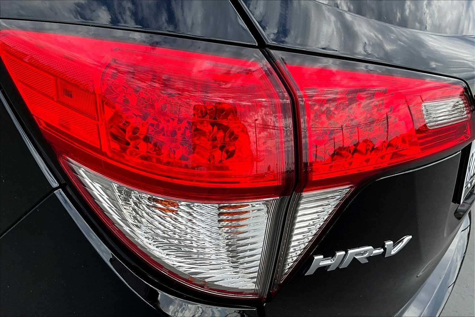 2022 Honda HR-V Sport photo 28