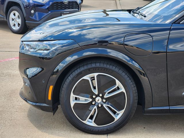 2023 Ford Mustang Mach-E Premium photo 9