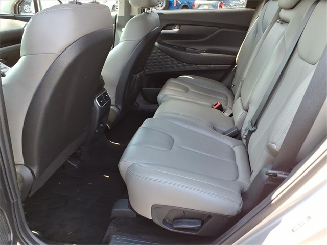 2021 Hyundai Santa Fe SEL photo 4