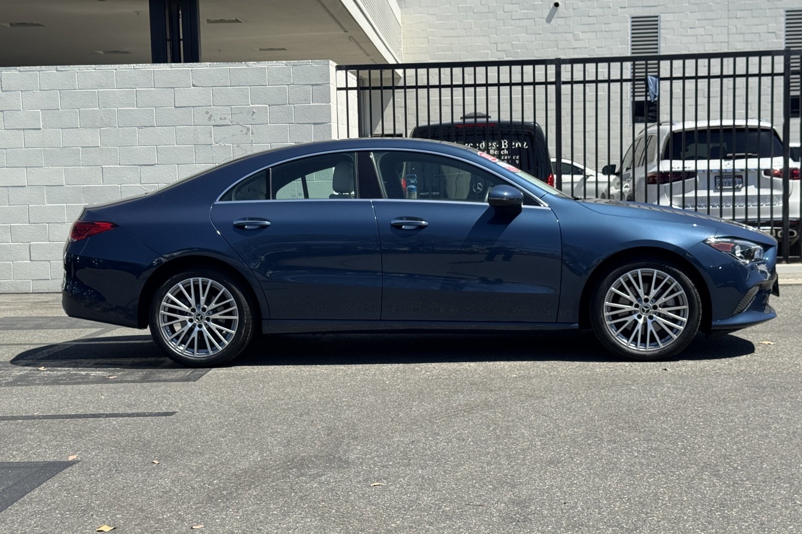 2023 Mercedes Benz CLA 250 photo 3