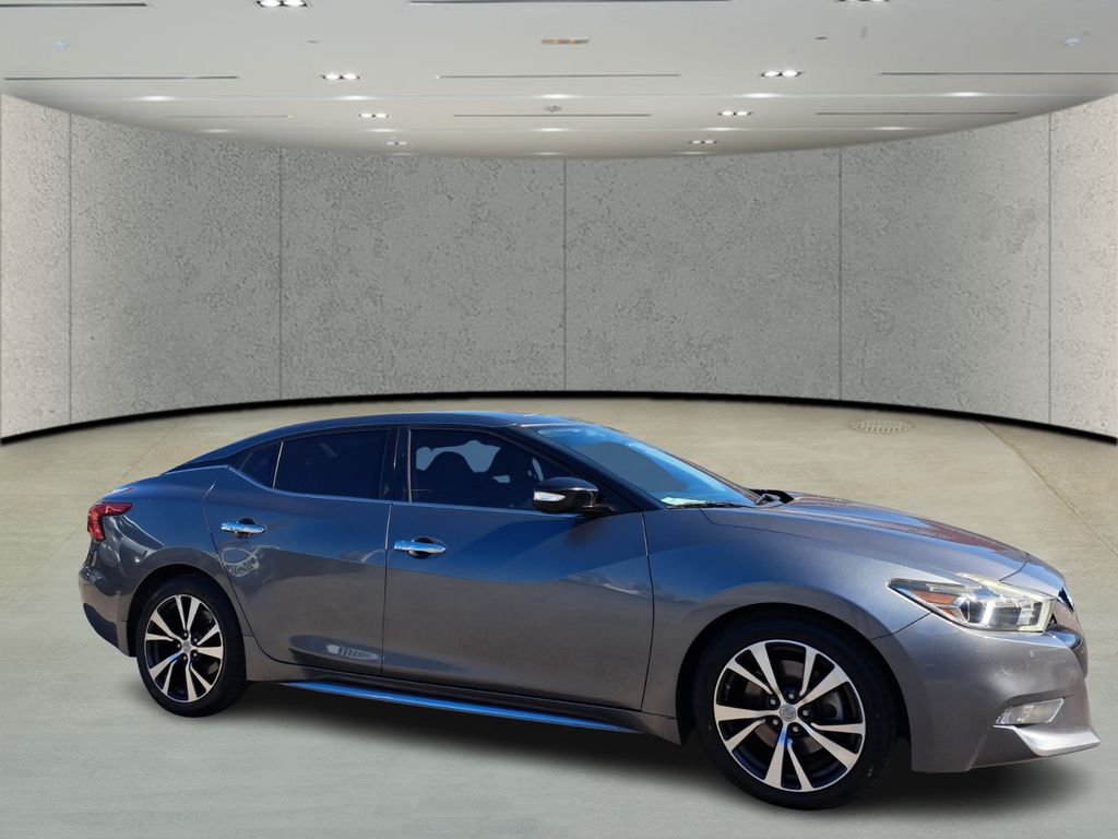 2016 Nissan Maxima SV photo 3
