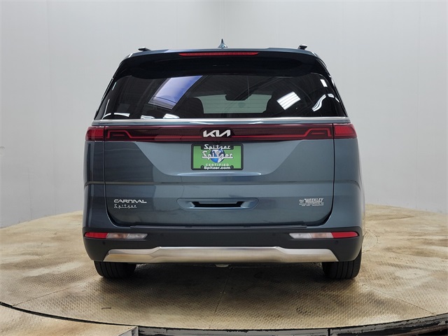 2024 Kia Carnival SX Prestige photo 3