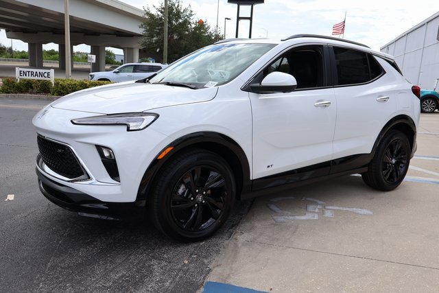 2026 Buick Encore GX Sport Touring photo 3