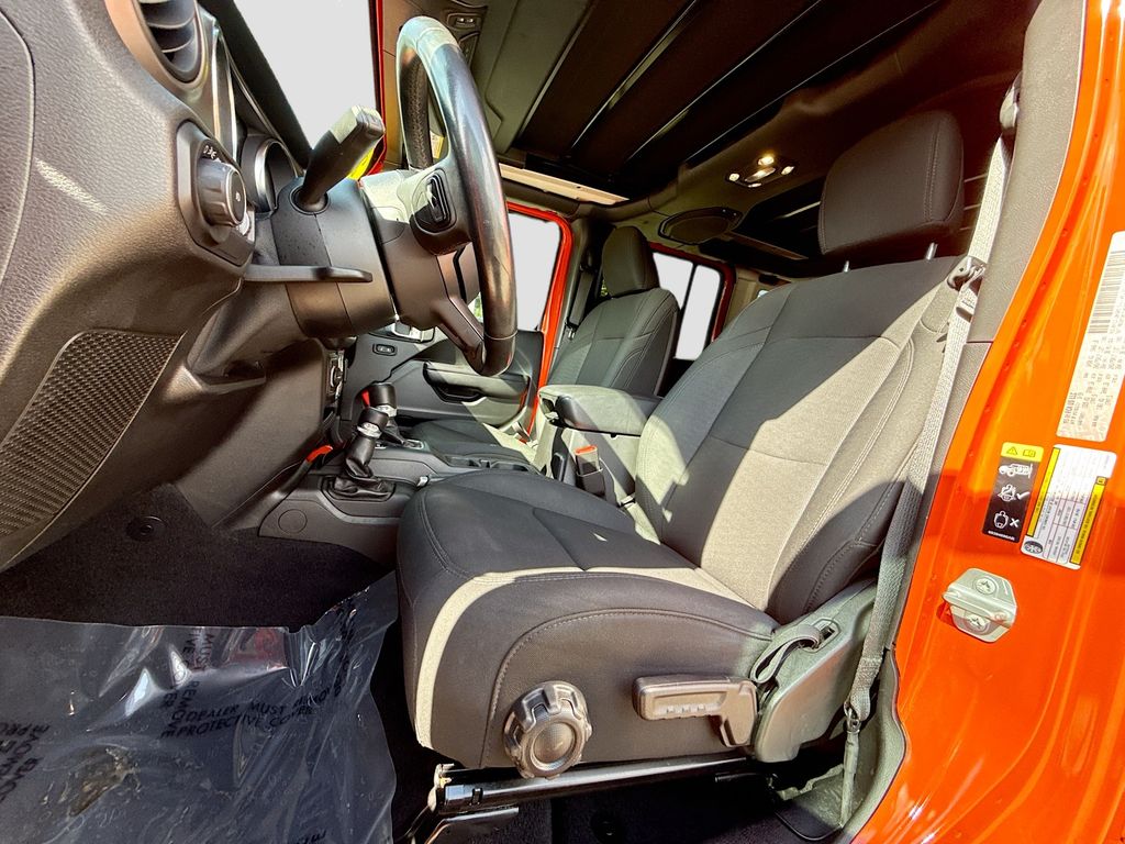 2020 Jeep Wrangler Sport S photo 19