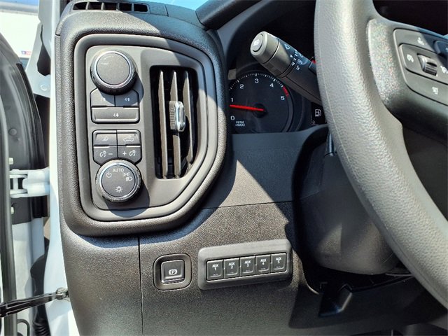 2025 Chevrolet Silverado 2500HD photo 11