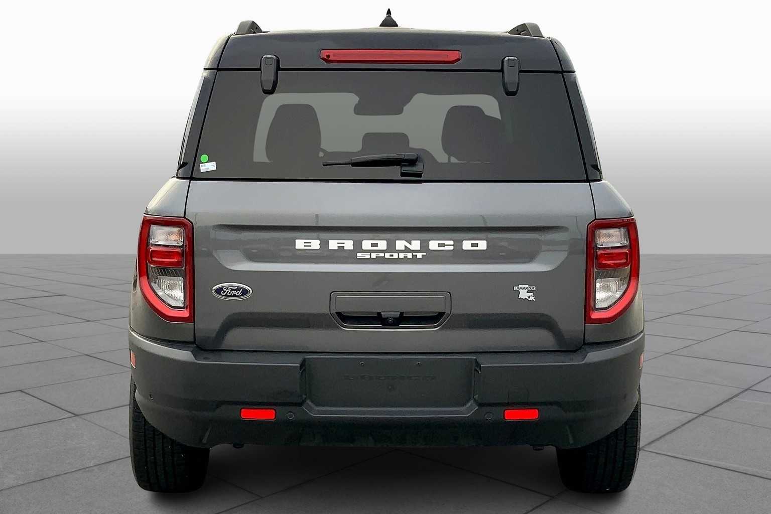 2021 Ford Bronco Sport Outer Banks photo 4