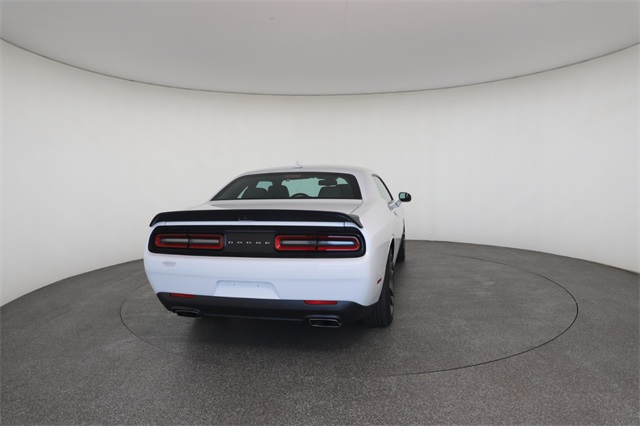 2022 Dodge Challenger R/T Scat Pack photo 16