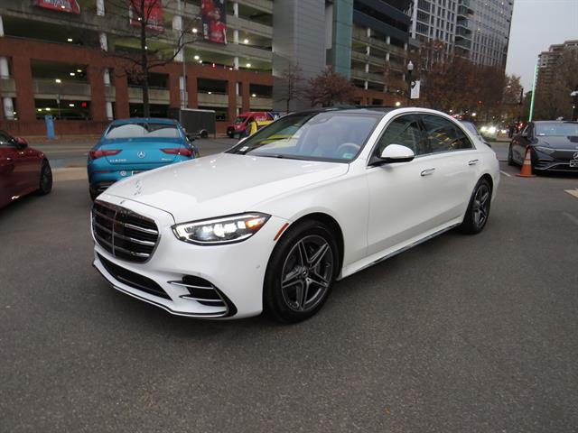 2024 Mercedes-Benz S-Class S 580's photo