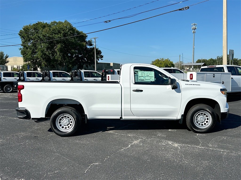 2026 Chevrolet Silverado 1500 photo 3