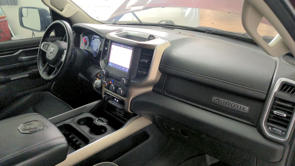2022 Ram 1500 Laramie photo 26