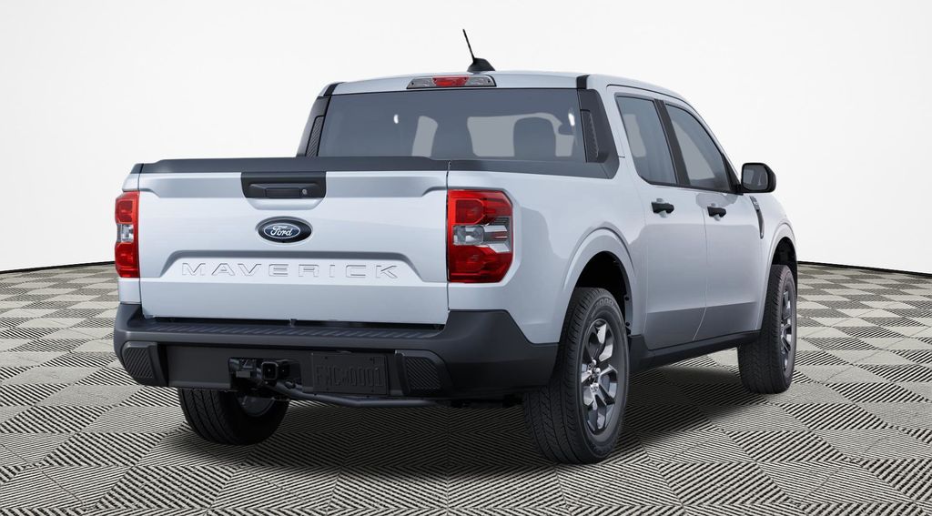 2025 Ford Maverick XLT photo 3