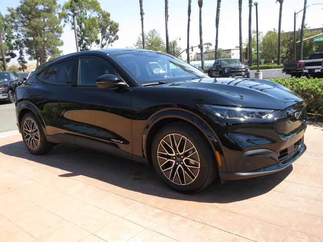 2025 Ford Mustang Mach-E Premium photo 6