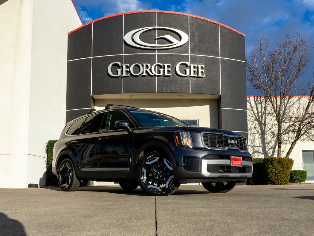 2025 Kia Telluride S's photo