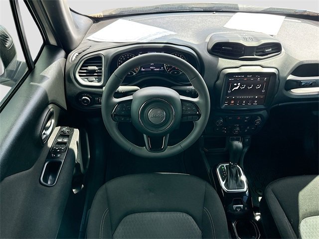2021 Jeep Renegade Latitude photo 21