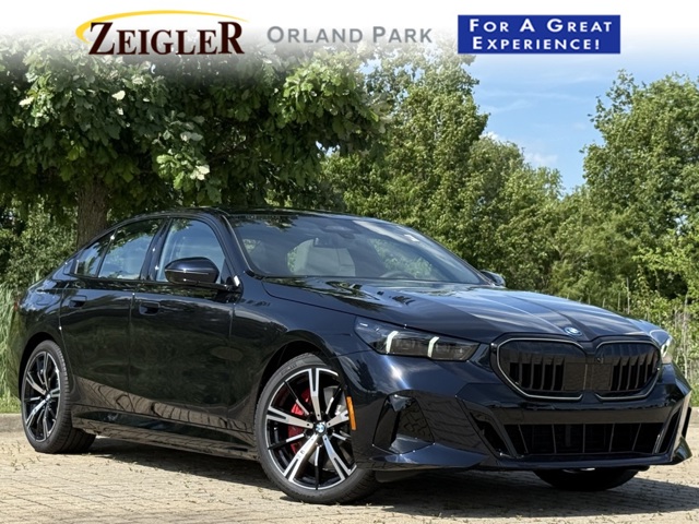 2026 BMW 5 Series 550e's photo