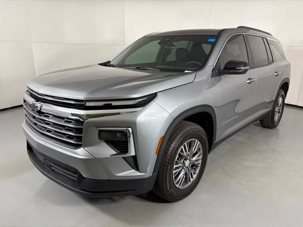 2026 Chevrolet Traverse photo 4