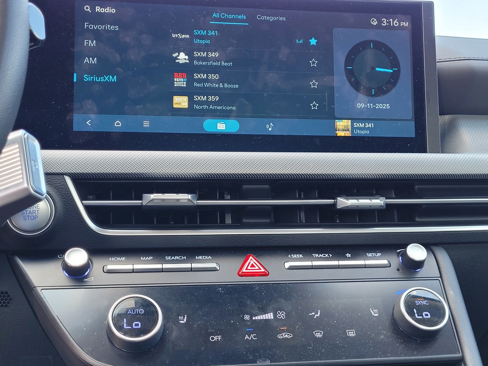 2025 Hyundai Sonata SEL photo 18