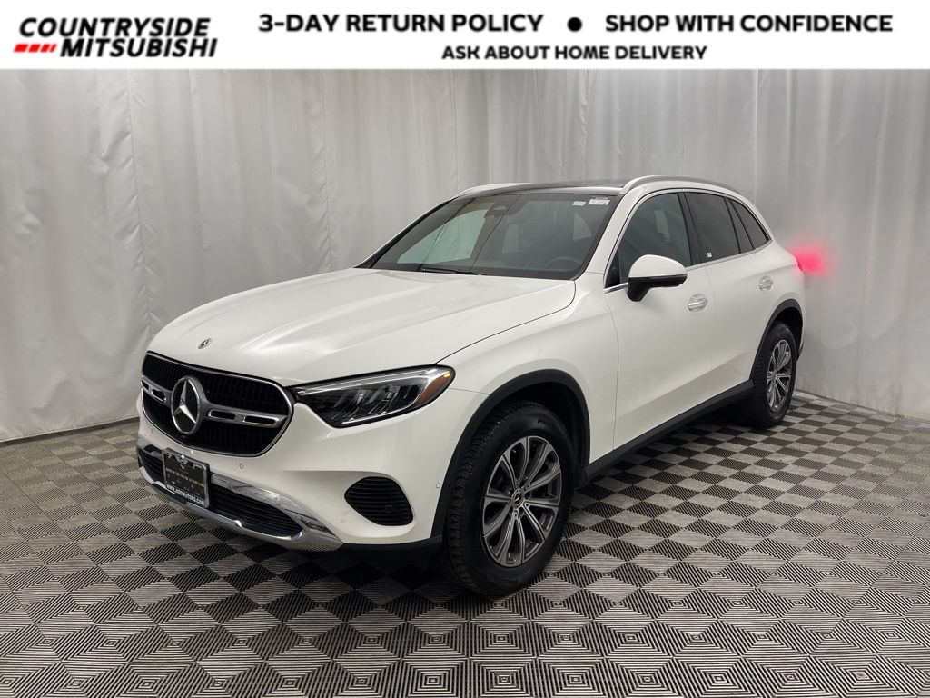 2024 Mercedes-Benz GLC GLC 300's photo