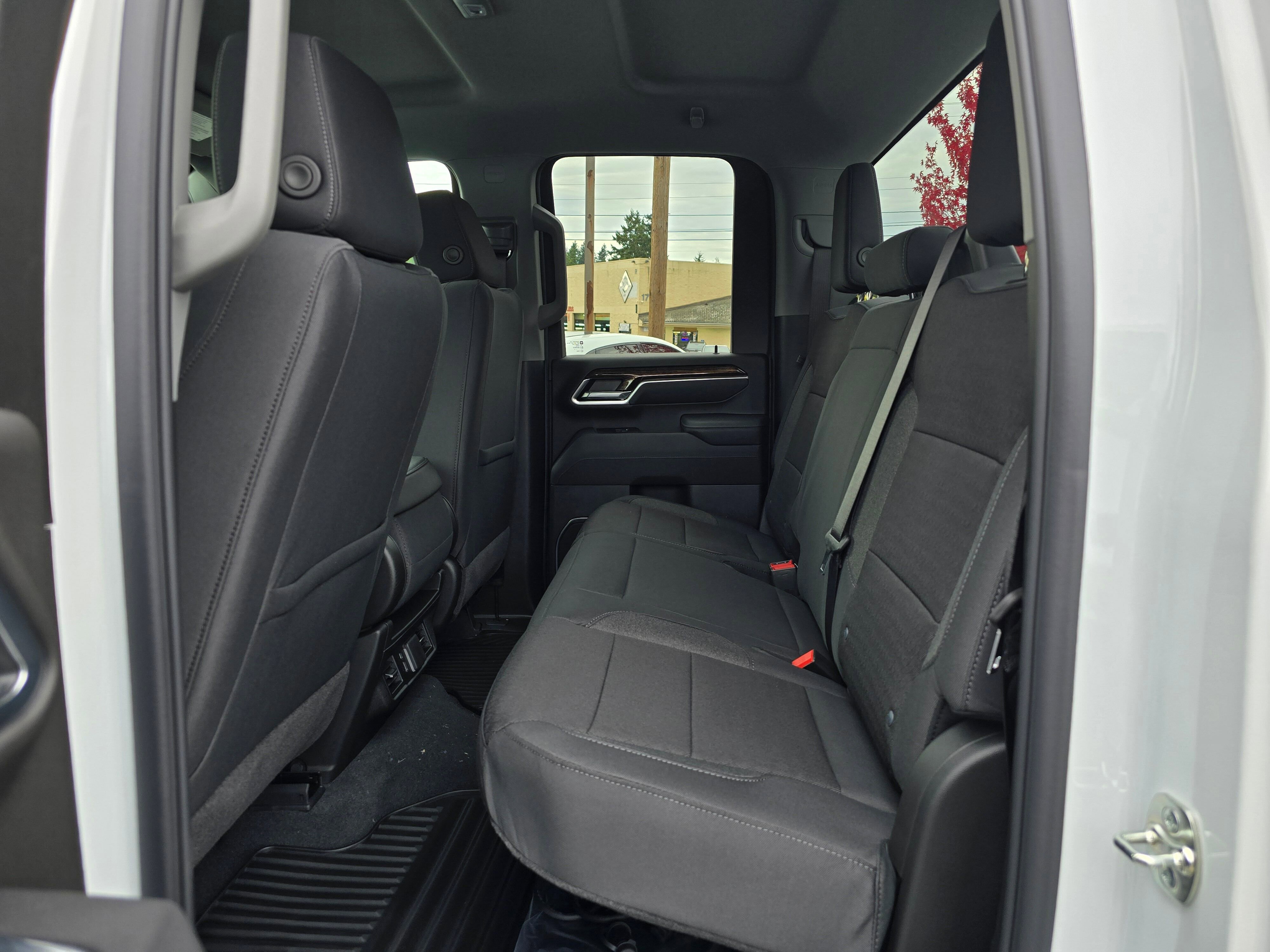 2026 Gmc Sierra 3500 HD SLE photo 2