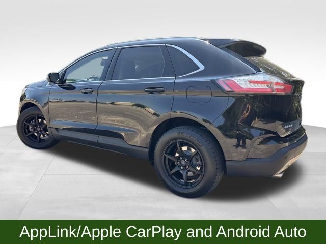 2019 Ford Edge SEL photo 2