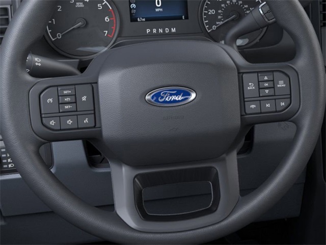 2025 Ford F-350 photo 12